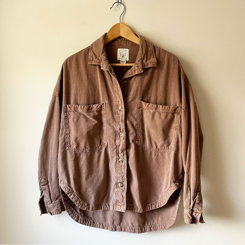 Billabong long sleeve brown taupe twill button down shirt shacket size medium
